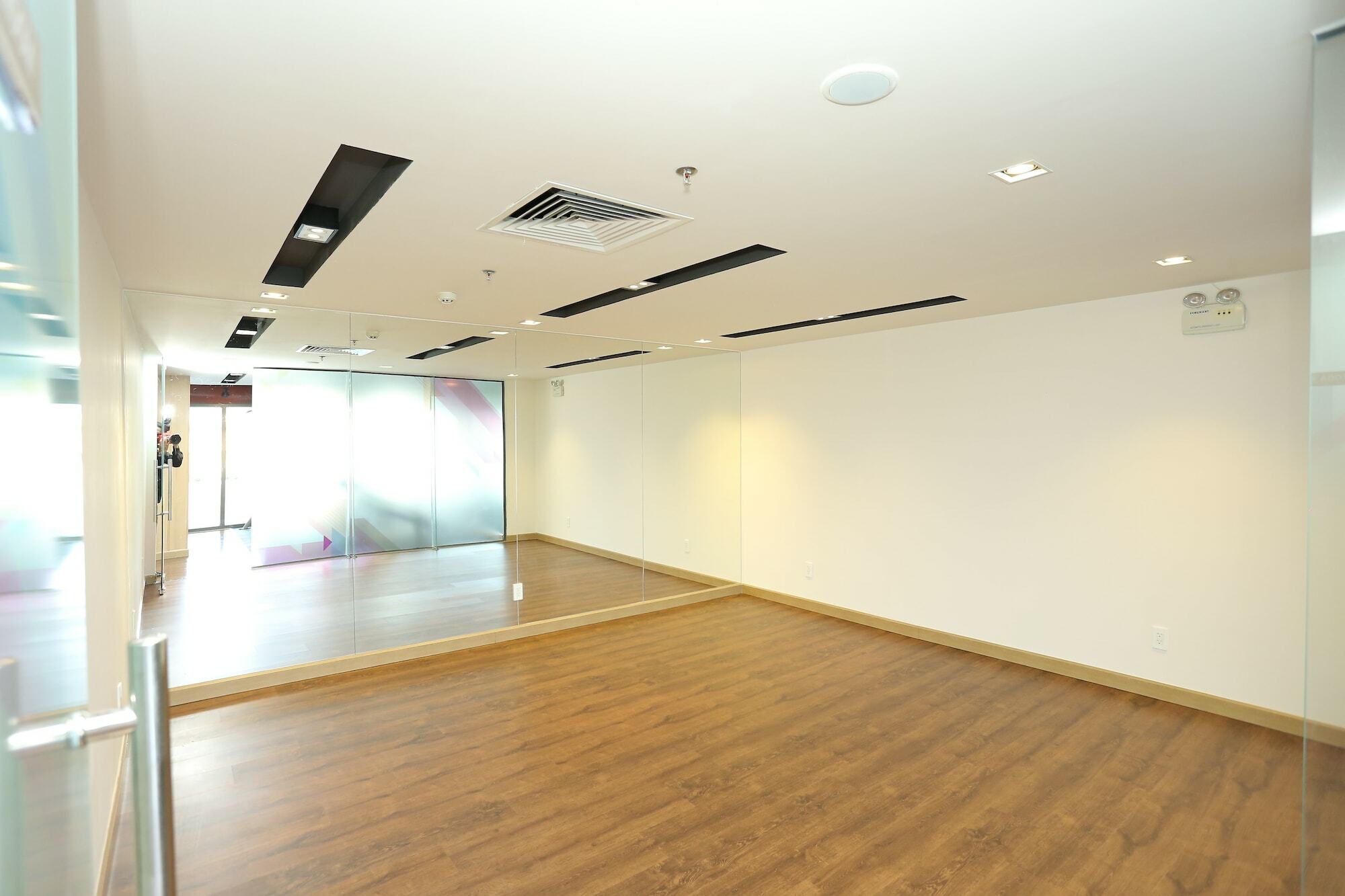 Citadines Central Binh Duong Thuan An Экстерьер фото